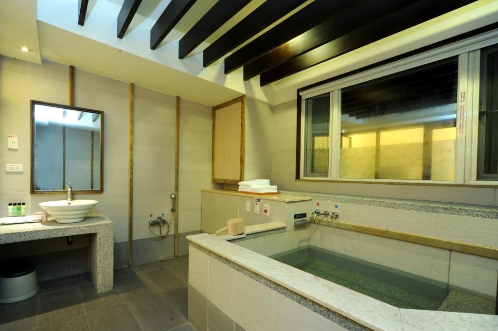 Chat Hot Spring Resort Keelung Exterior foto