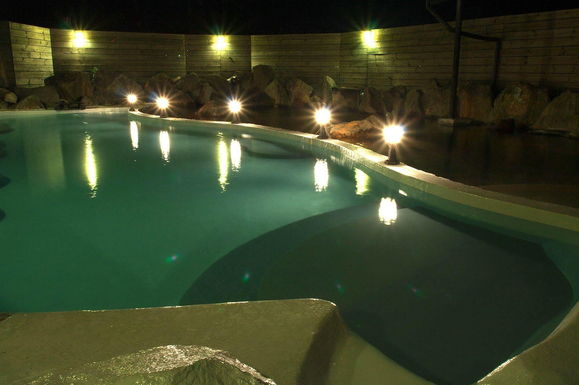 Chat Hot Spring Resort Keelung Exterior foto