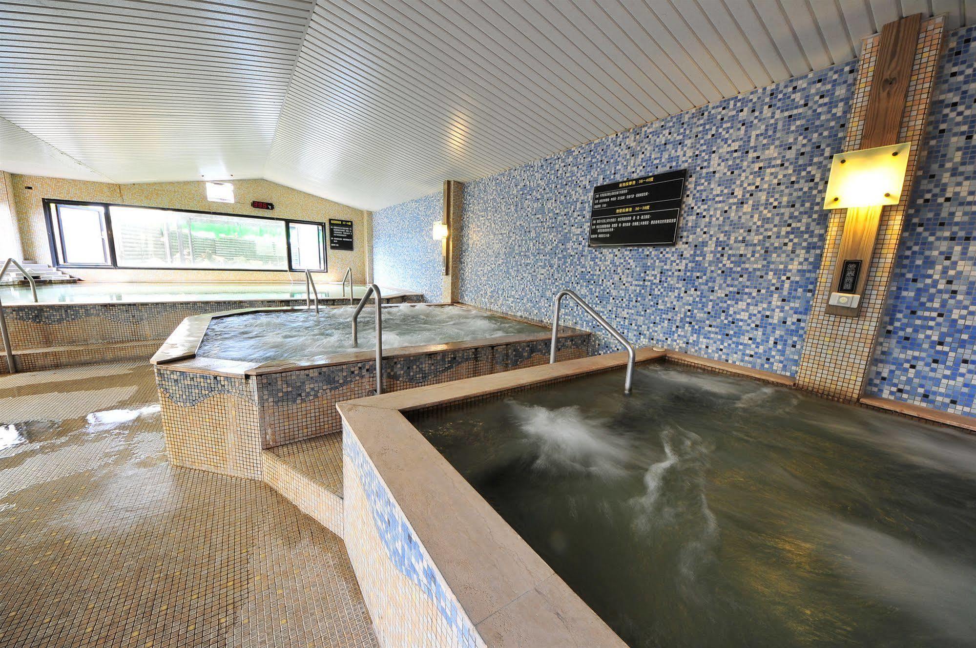 Chat Hot Spring Resort Keelung Exterior foto